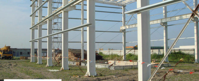 steel structure workshop under constrcution