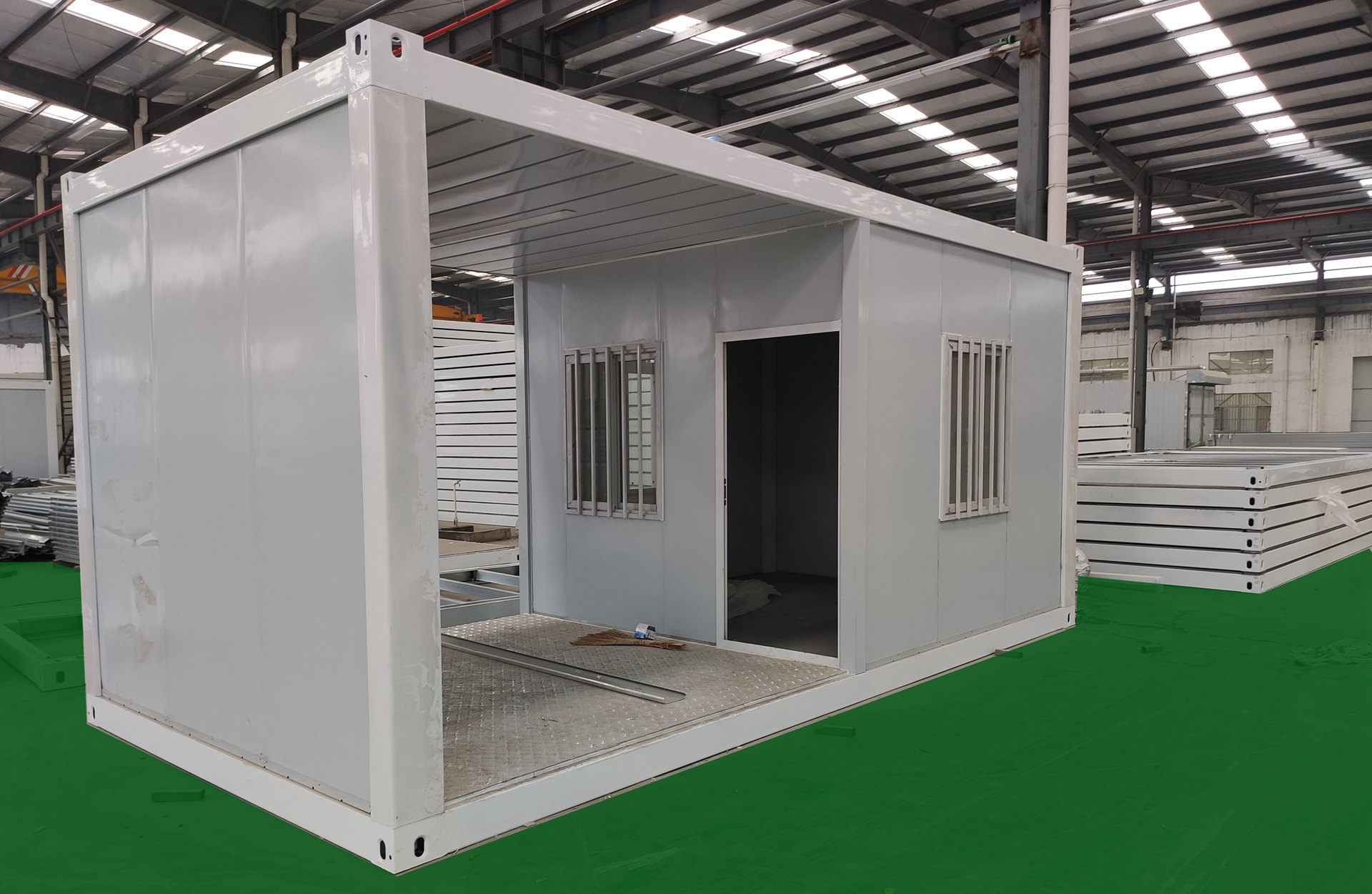 white half open container prefabricated house